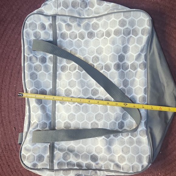 Thirty One Gray Honeycomb Tote Bag - Picture 5 of 6